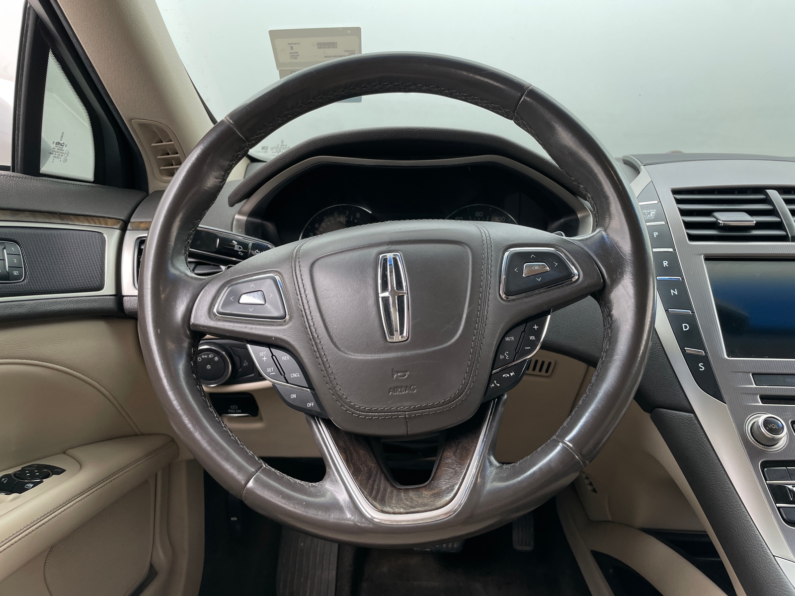 Thumbnail: 2017 Lincoln MKZ - 5
