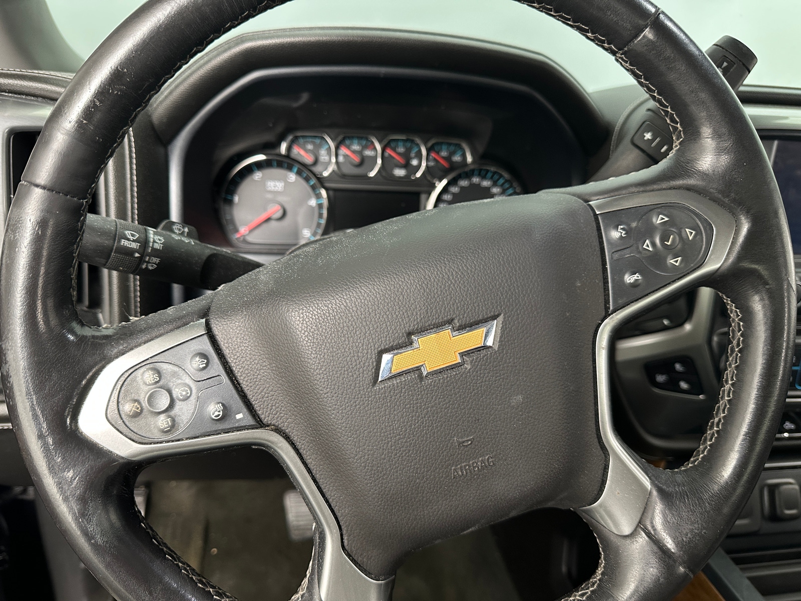 Thumbnail: 2015 Chevrolet Silverado 3500 - 4