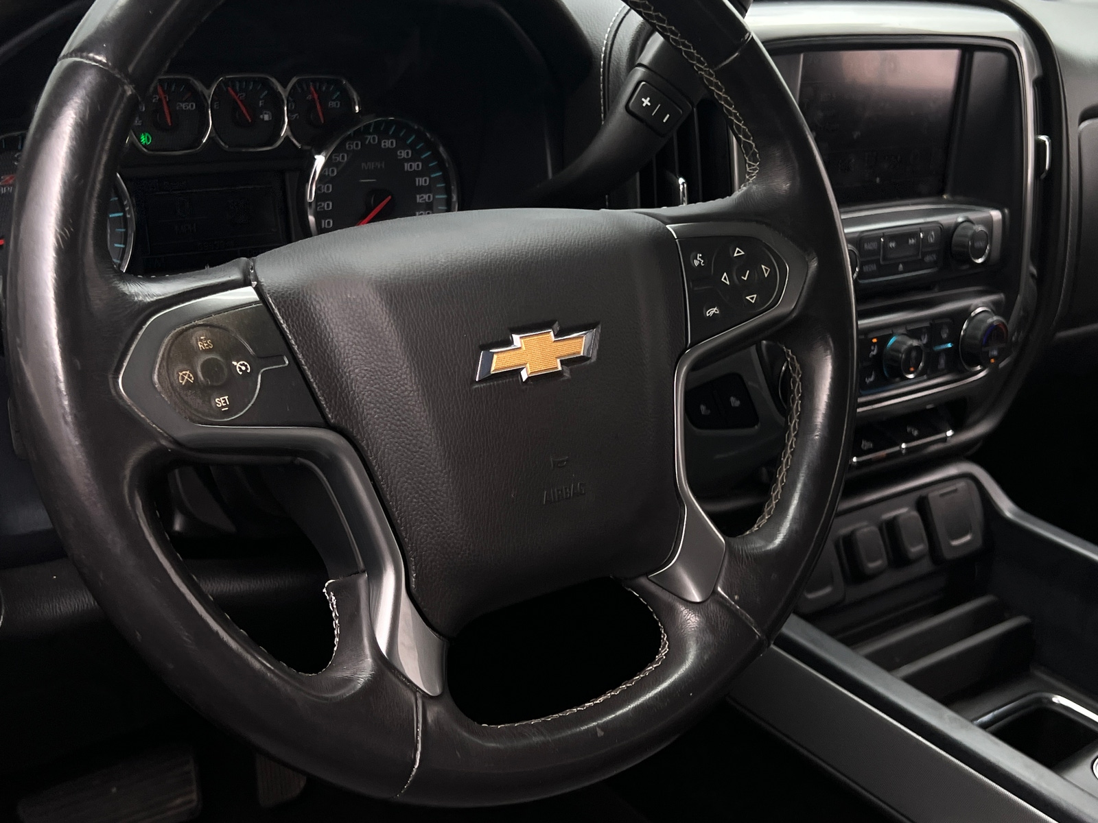 Thumbnail: 2017 Chevrolet Silverado 1500 - 4