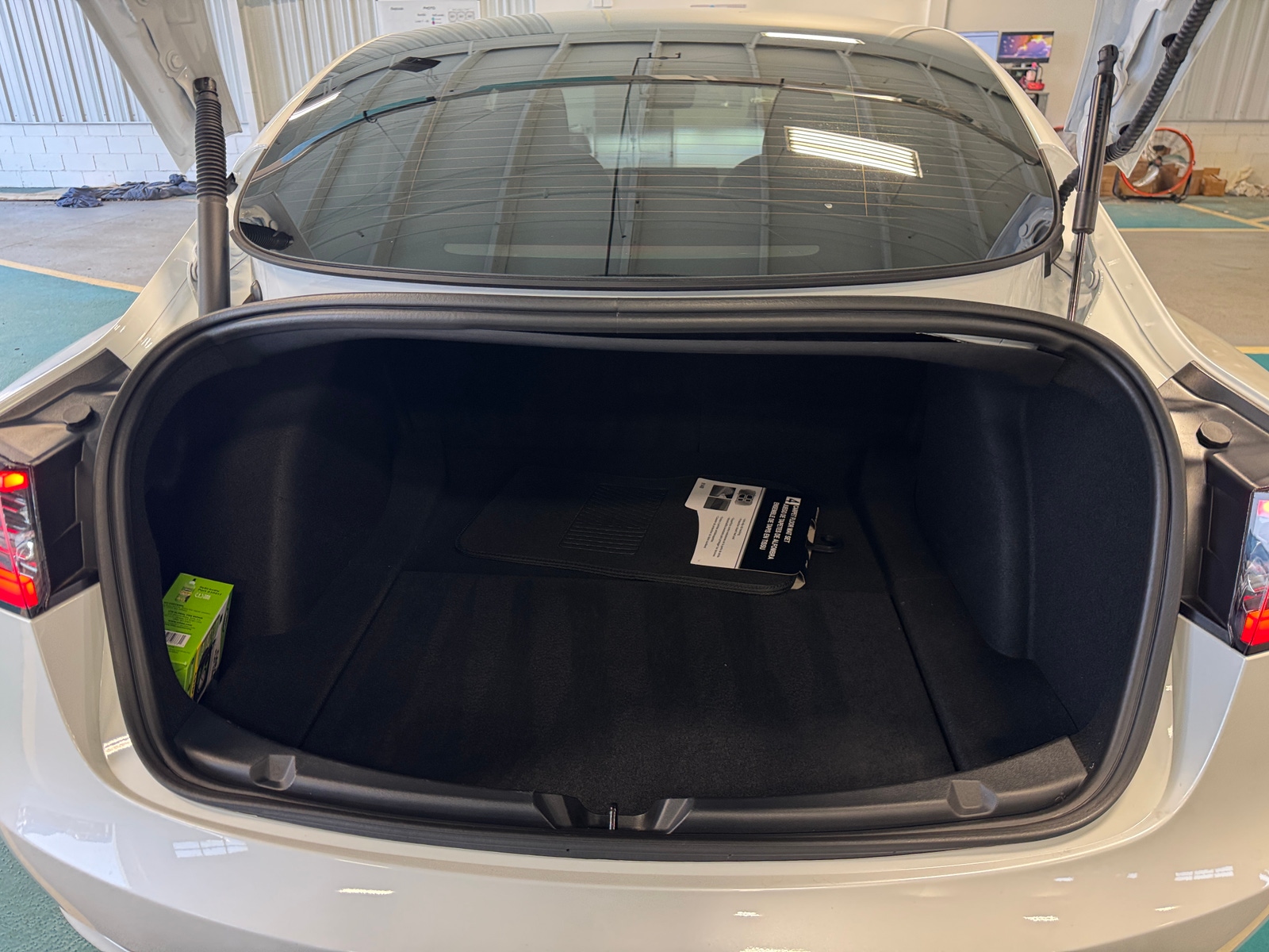 Thumbnail: 2023 Tesla Model 3 - 6
