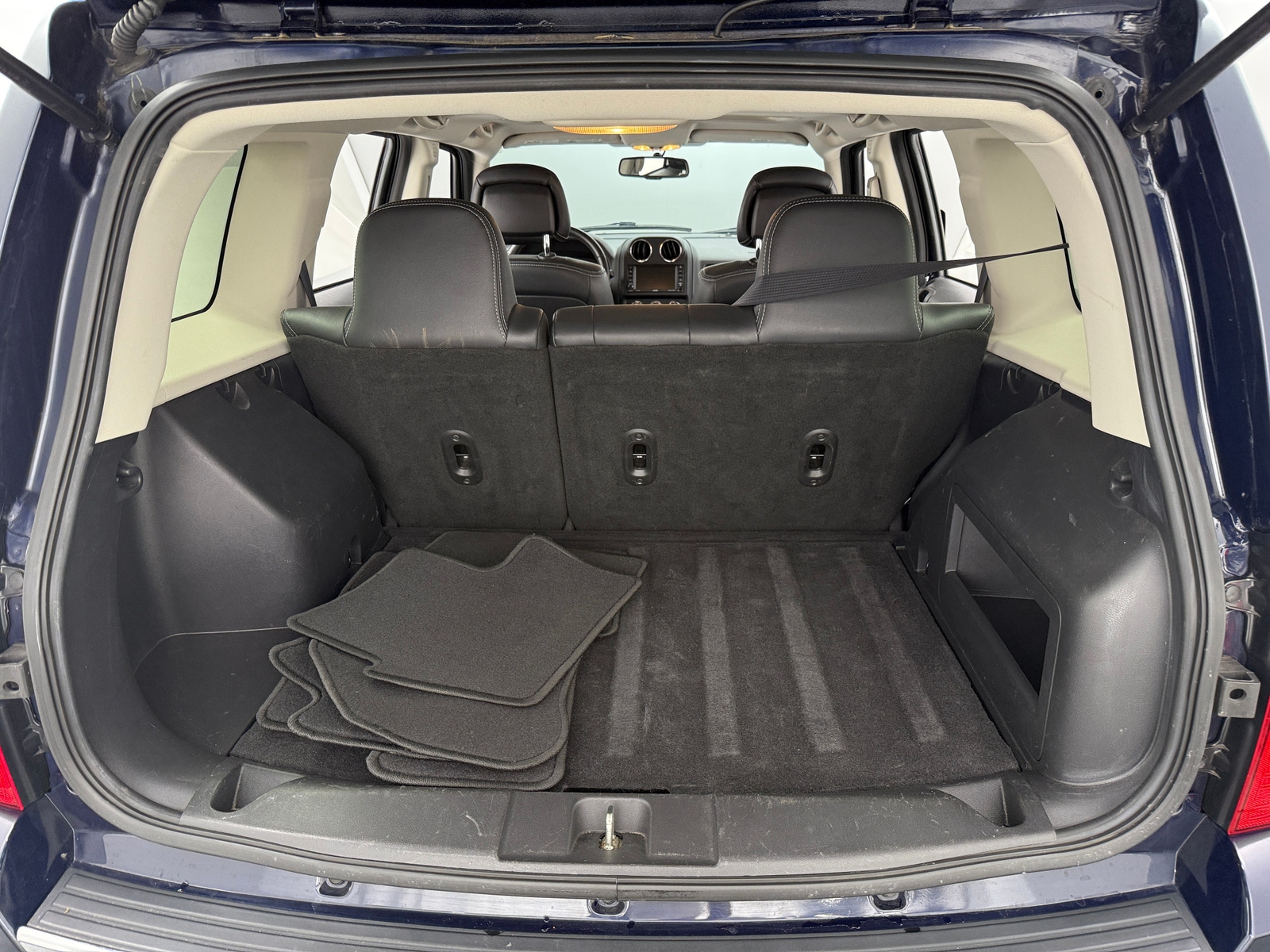 Thumbnail: 2016 Jeep Patriot - 6