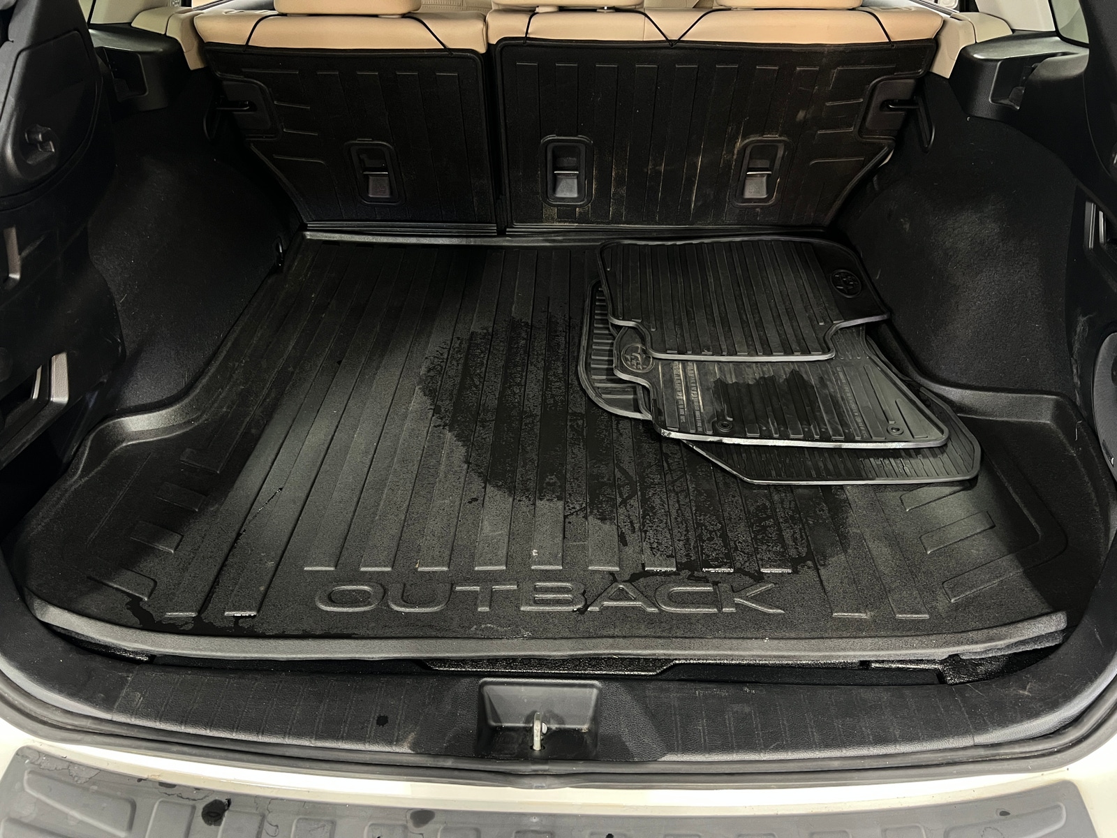 Thumbnail: 2016 Subaru Outback - 6