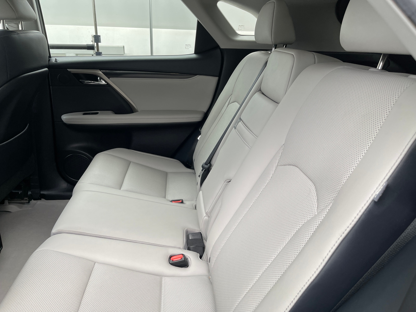 Thumbnail: 2017 Lexus RX - 6