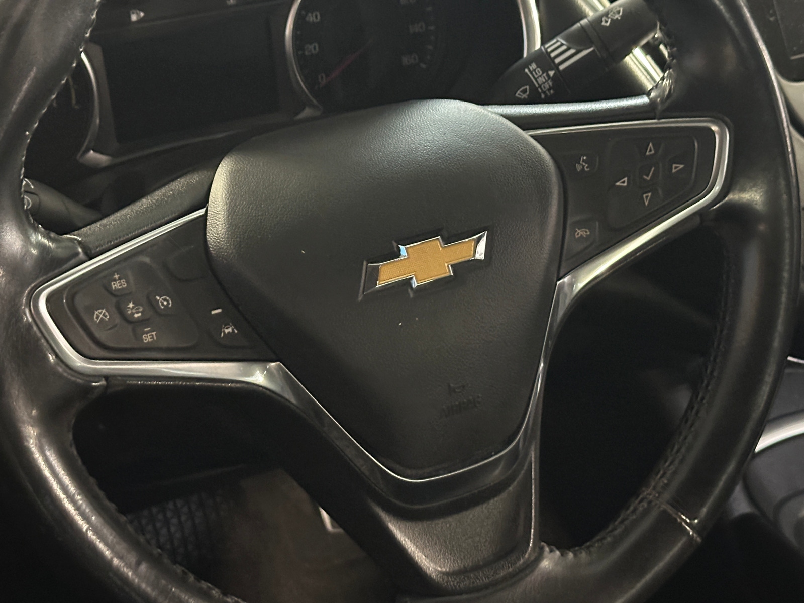 Thumbnail: 2018 Chevrolet Malibu - 4