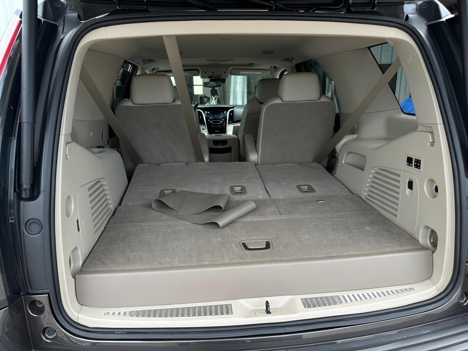 Thumbnail: 2020 Cadillac Escalade - 6