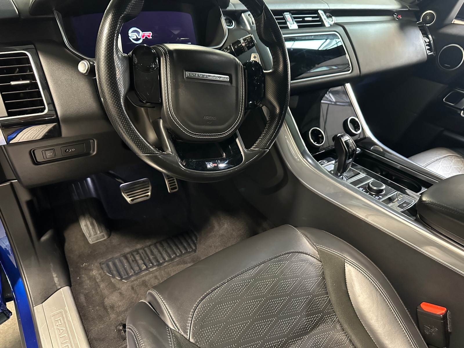 Thumbnail: 2019 Land Rover Range Rover Sport - 2