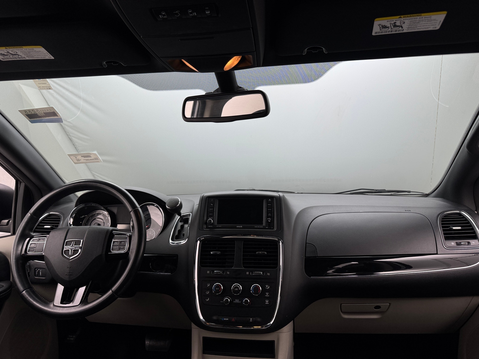 Thumbnail: 2019 Dodge Grand Caravan - 2