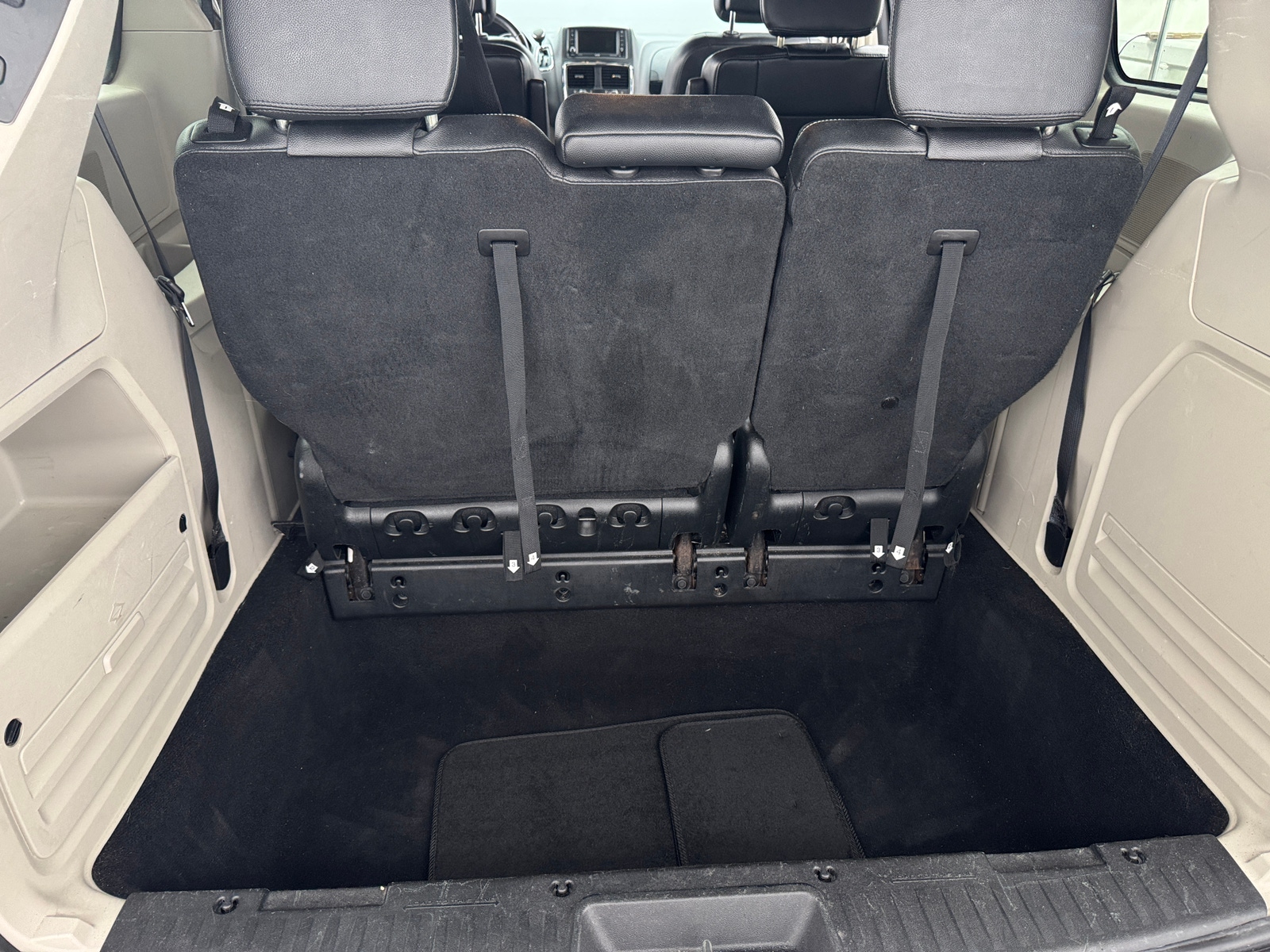 Thumbnail: 2019 Dodge Grand Caravan - 6