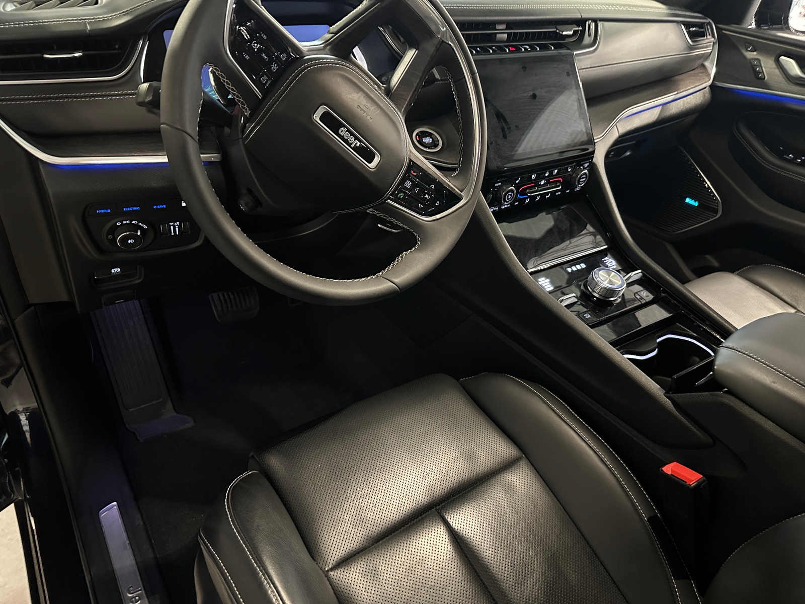 Thumbnail: 2022 Jeep Grand Cherokee - 2