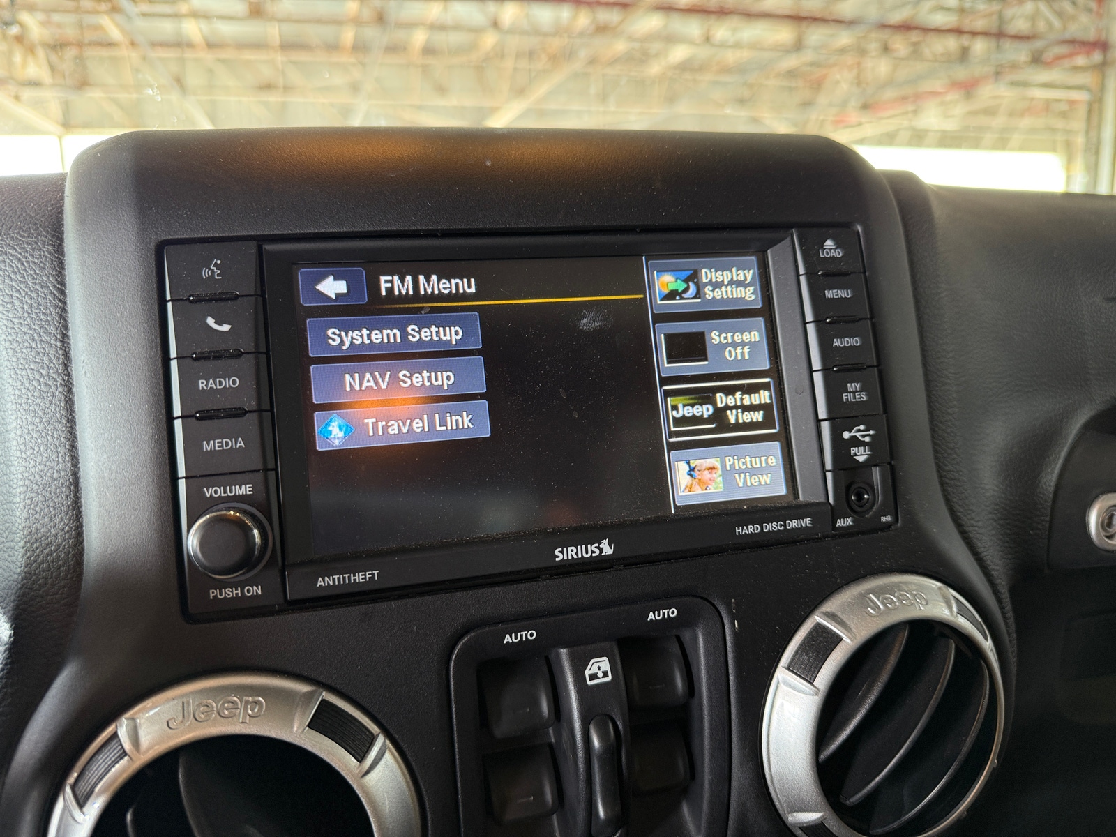 Thumbnail: 2015 Jeep Wrangler - 3