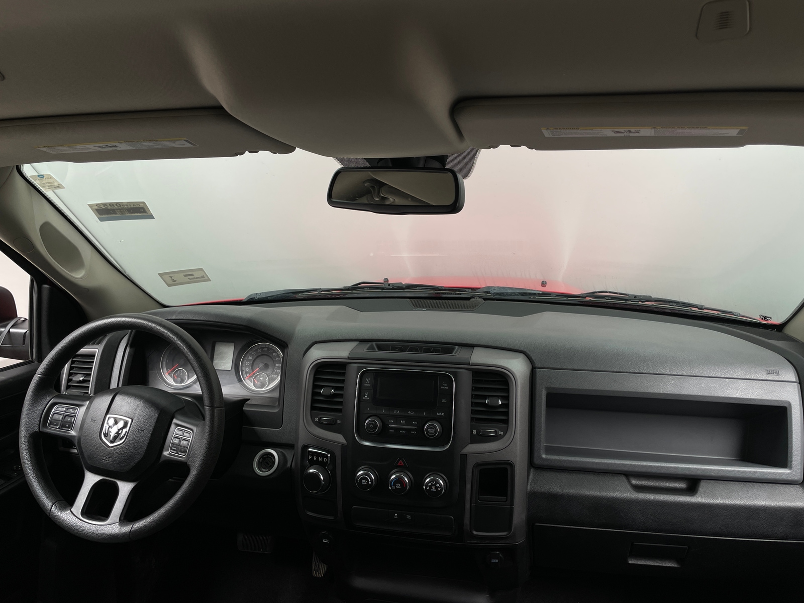 Thumbnail: 2020 RAM 1500 Classic - 3