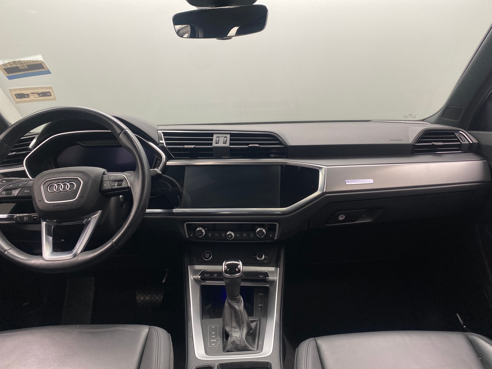 Thumbnail: 2021 Audi Q3 - 2