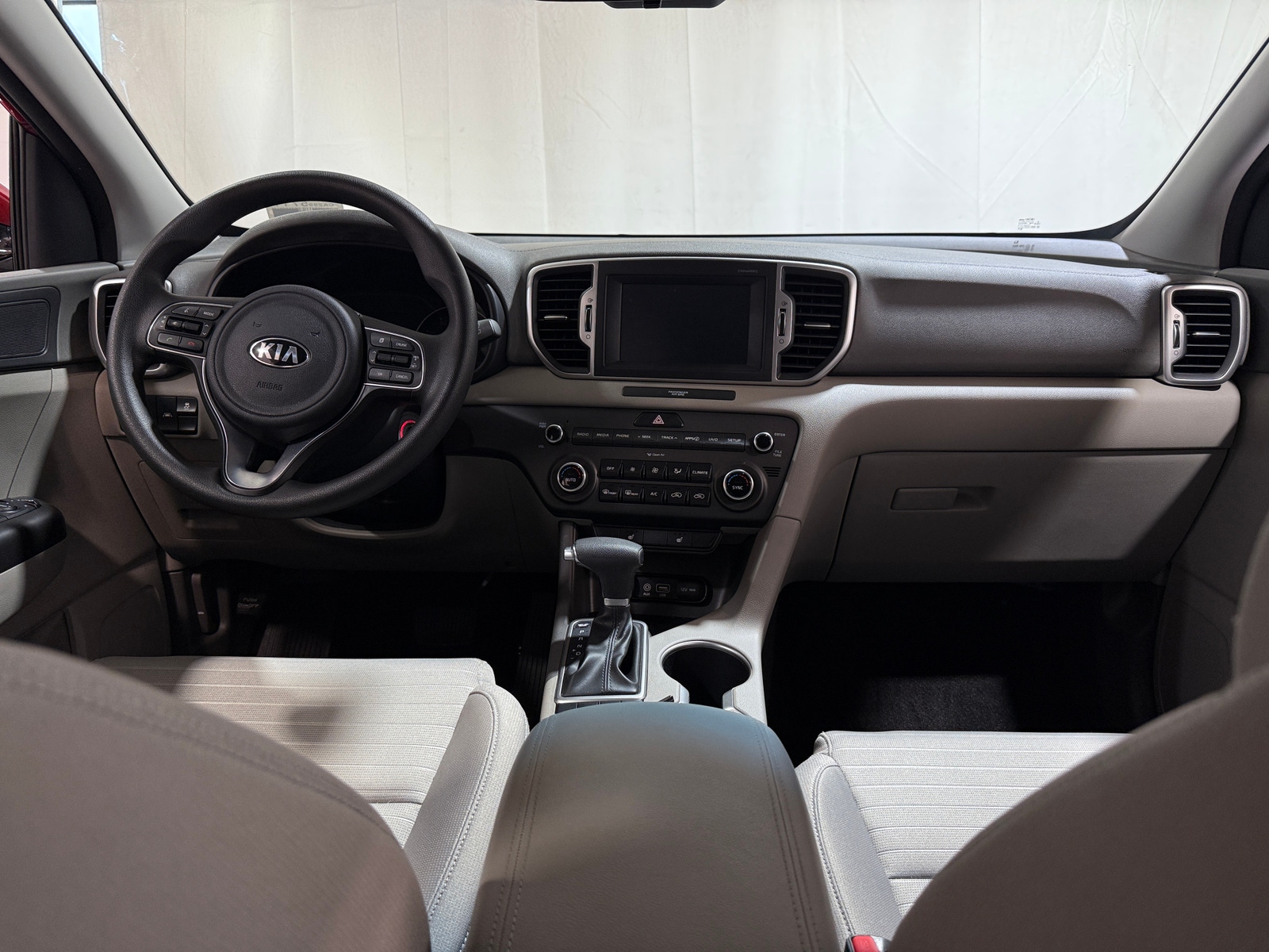 Thumbnail: 2018 Kia Sportage - 3
