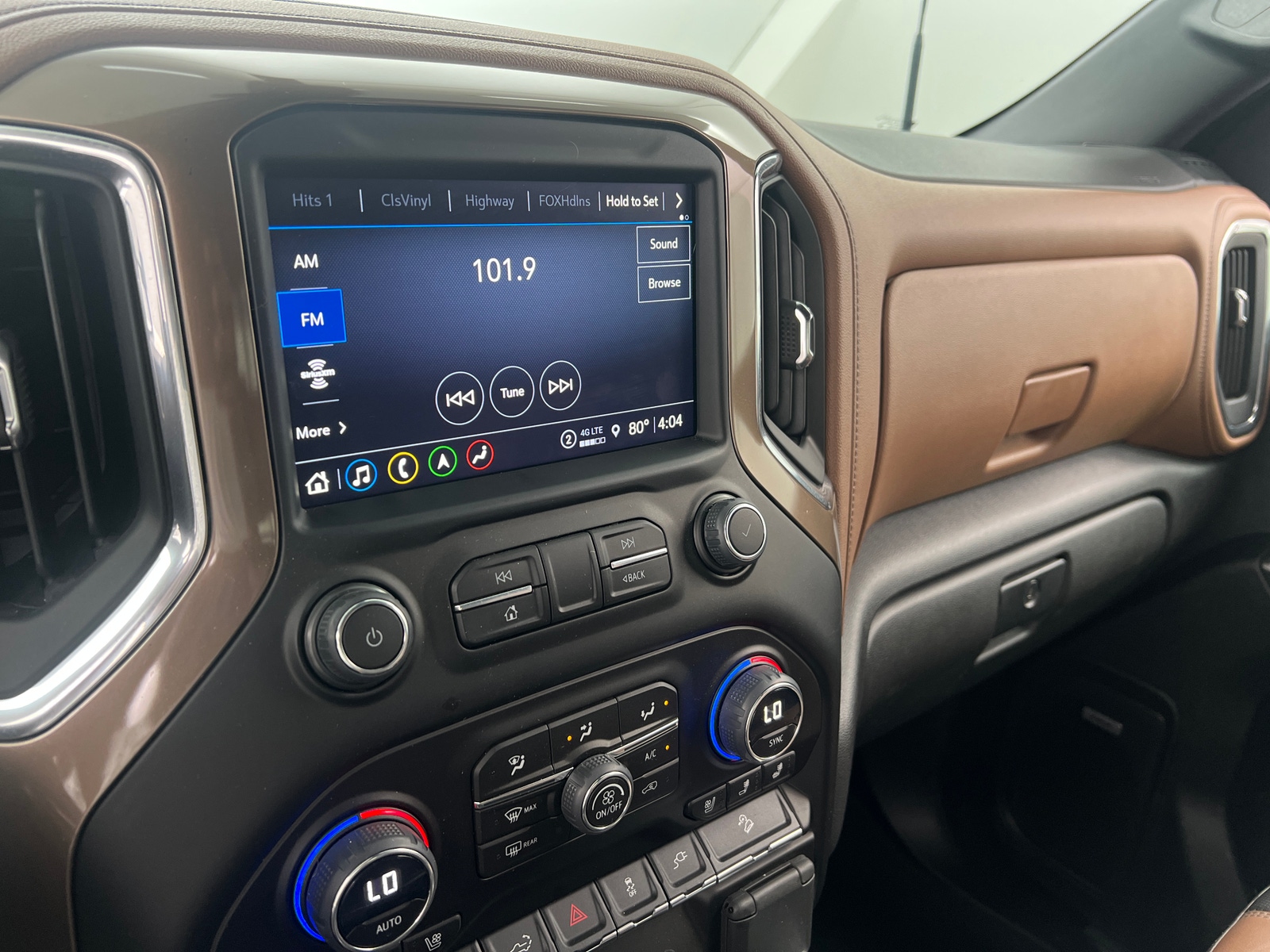 Thumbnail: 2023 Chevrolet Silverado 2500 - 3