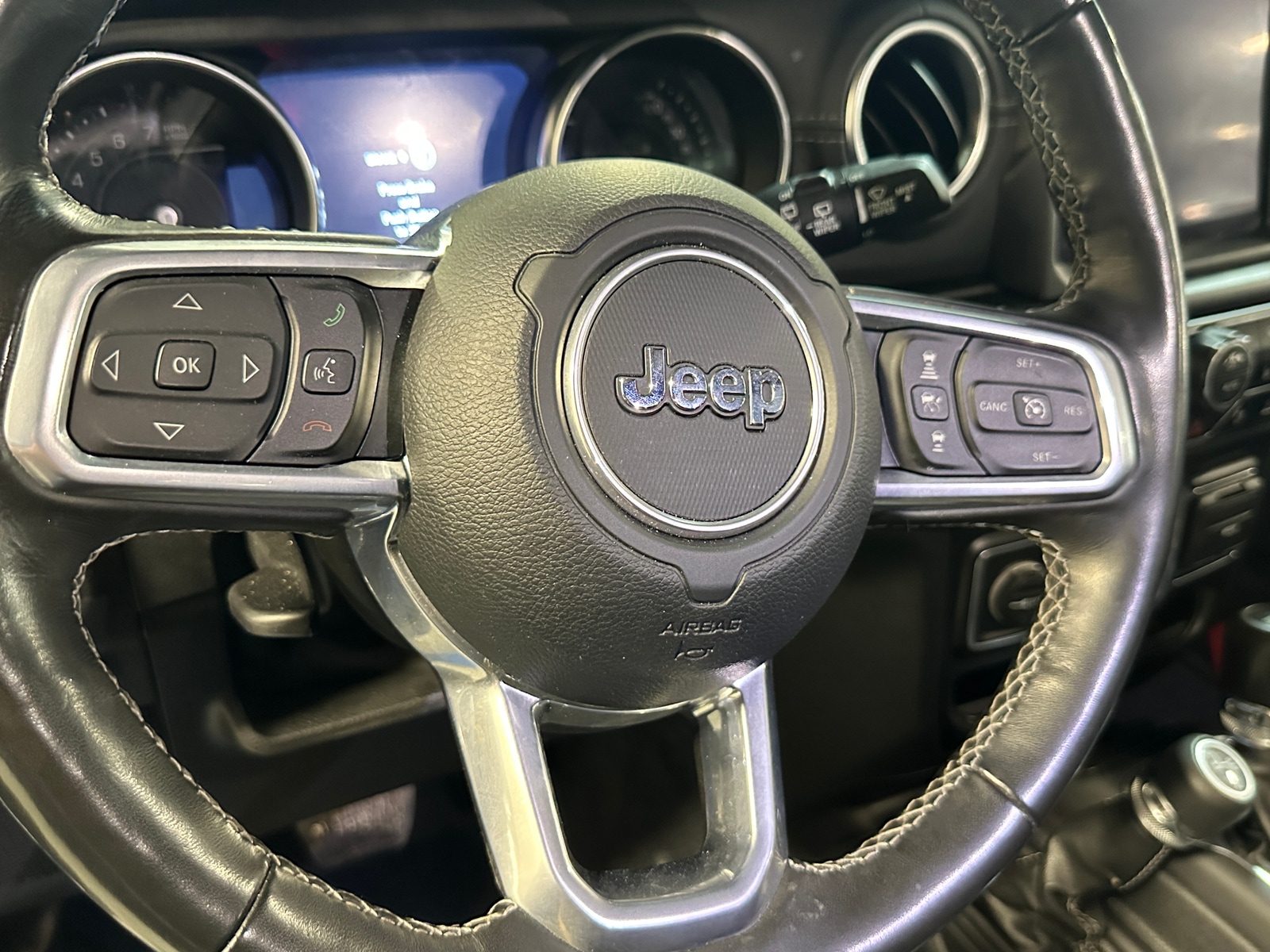 Thumbnail: 2022 Jeep Wrangler - 5