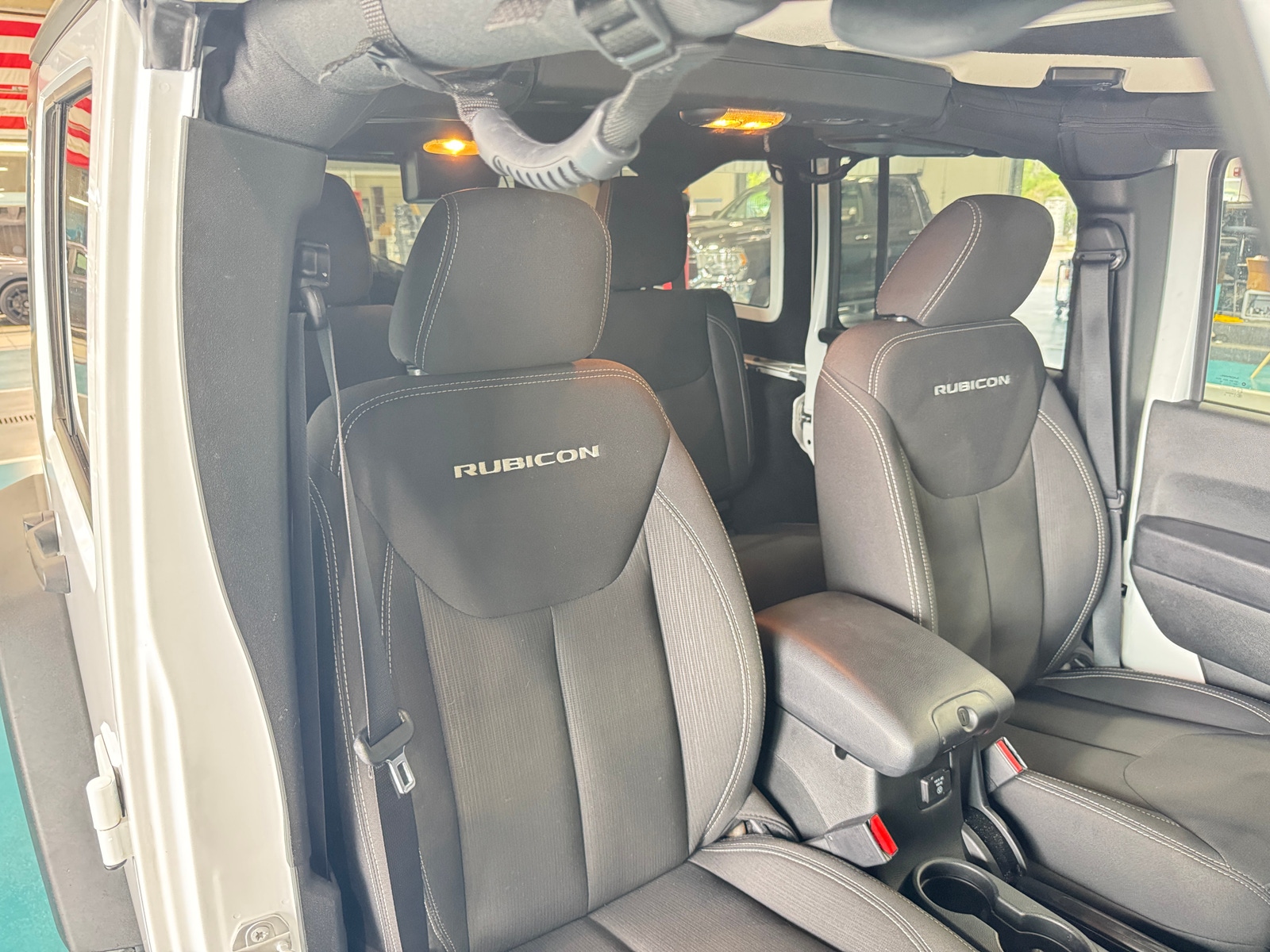 Thumbnail: 2017 Jeep Wrangler - 2