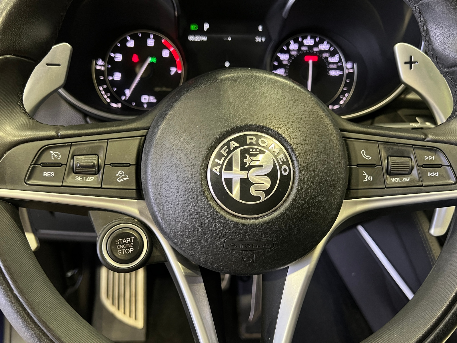 Thumbnail: 2019 Alfa Romeo Stelvio - 4
