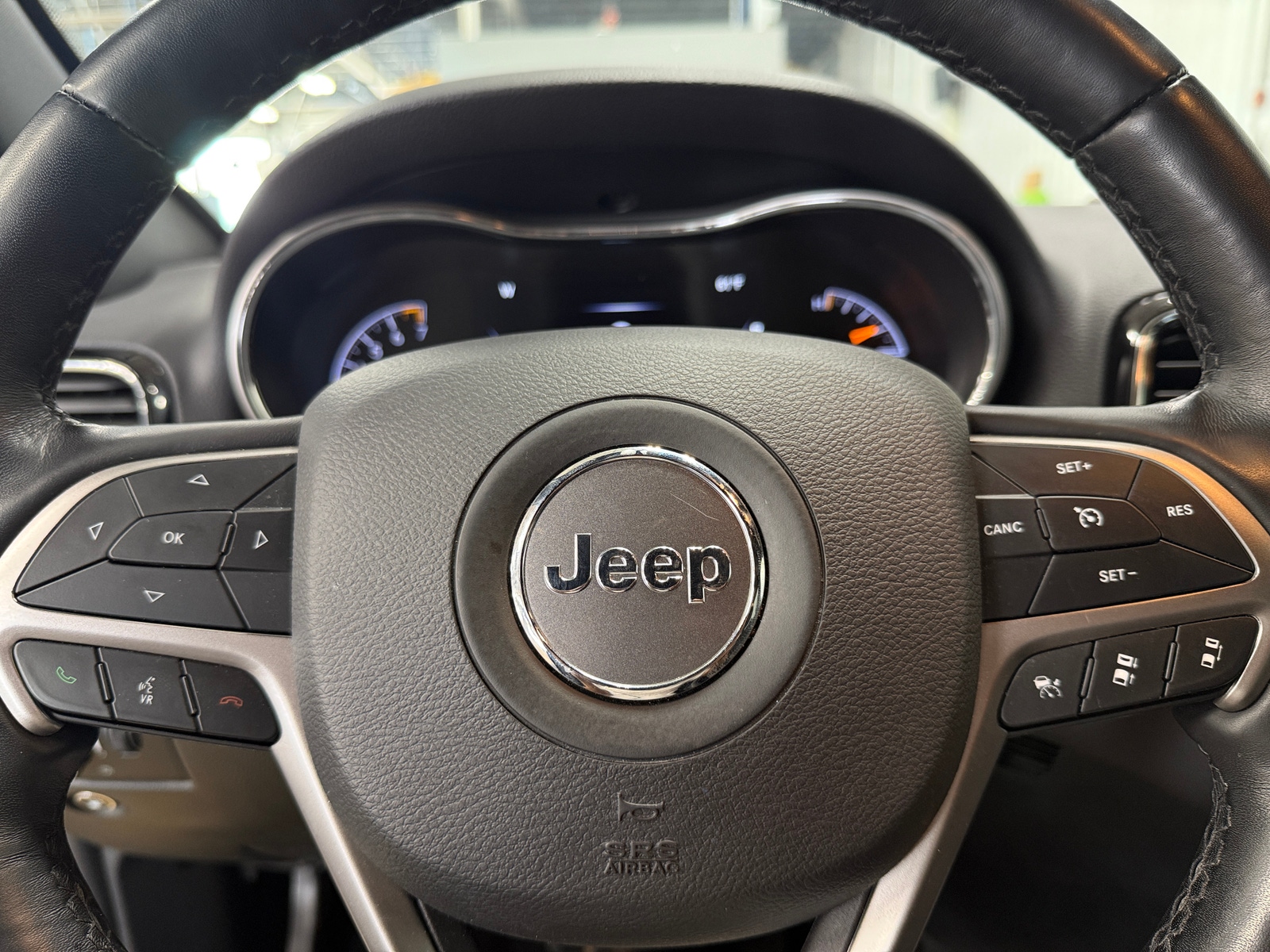 Thumbnail: 2021 Jeep Grand Cherokee - 4