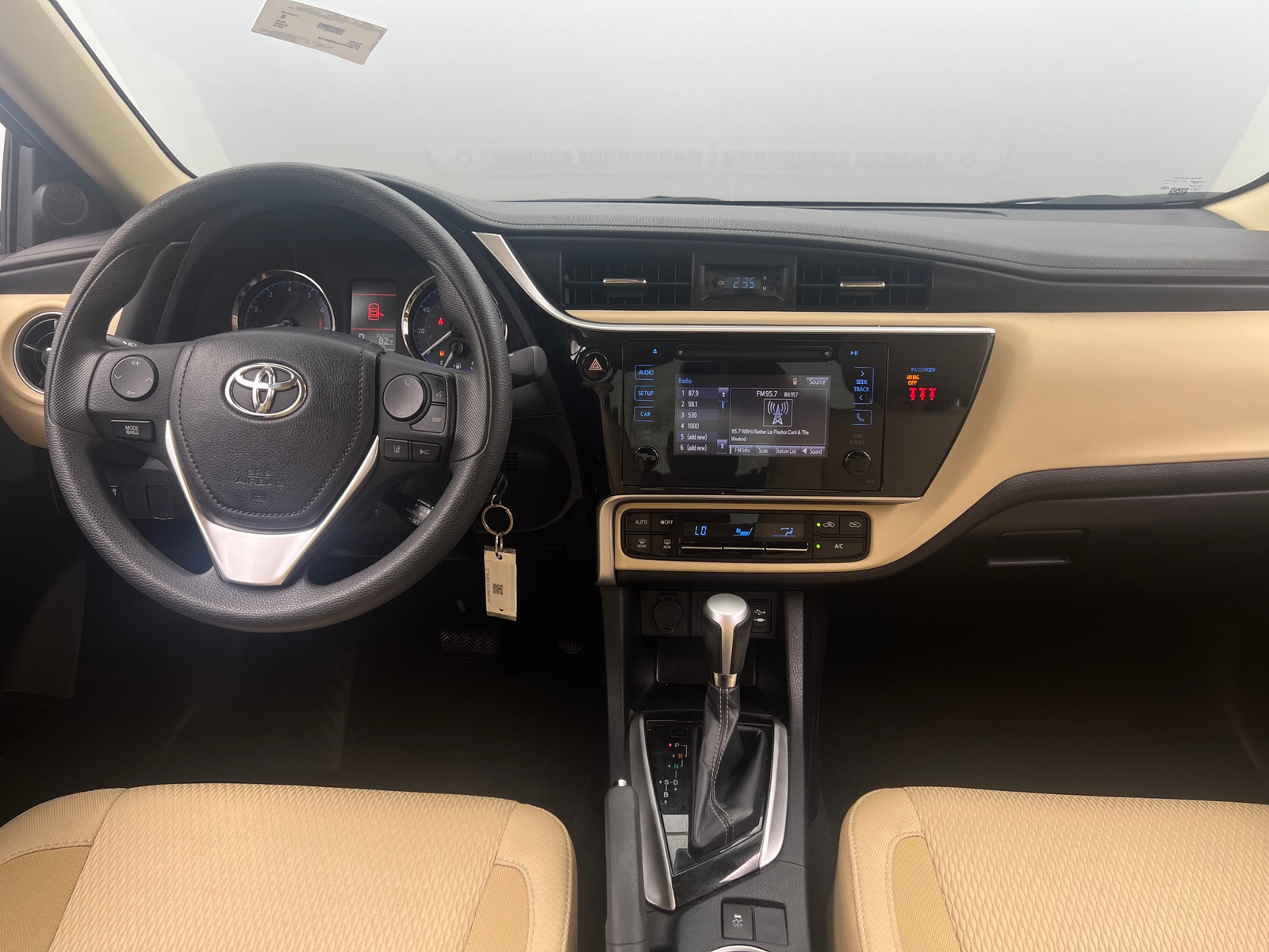Thumbnail: 2018 Toyota Corolla - 3