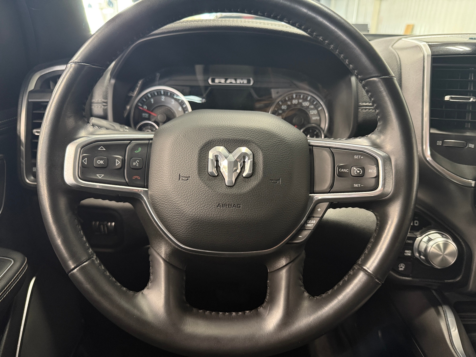 Thumbnail: 2022 RAM 1500 - 4