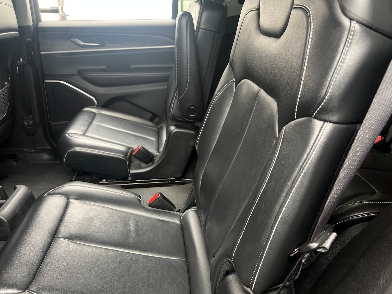 Thumbnail: 2021 Jeep Grand Cherokee L - 5