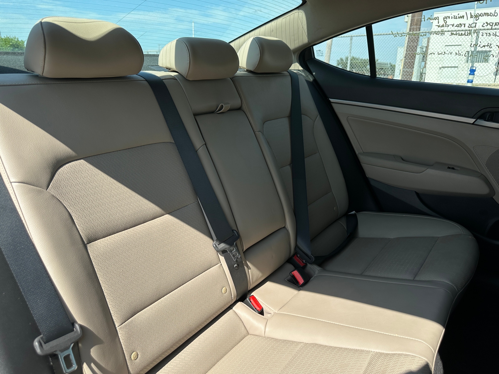 Thumbnail: 2017 Hyundai Elantra - 5