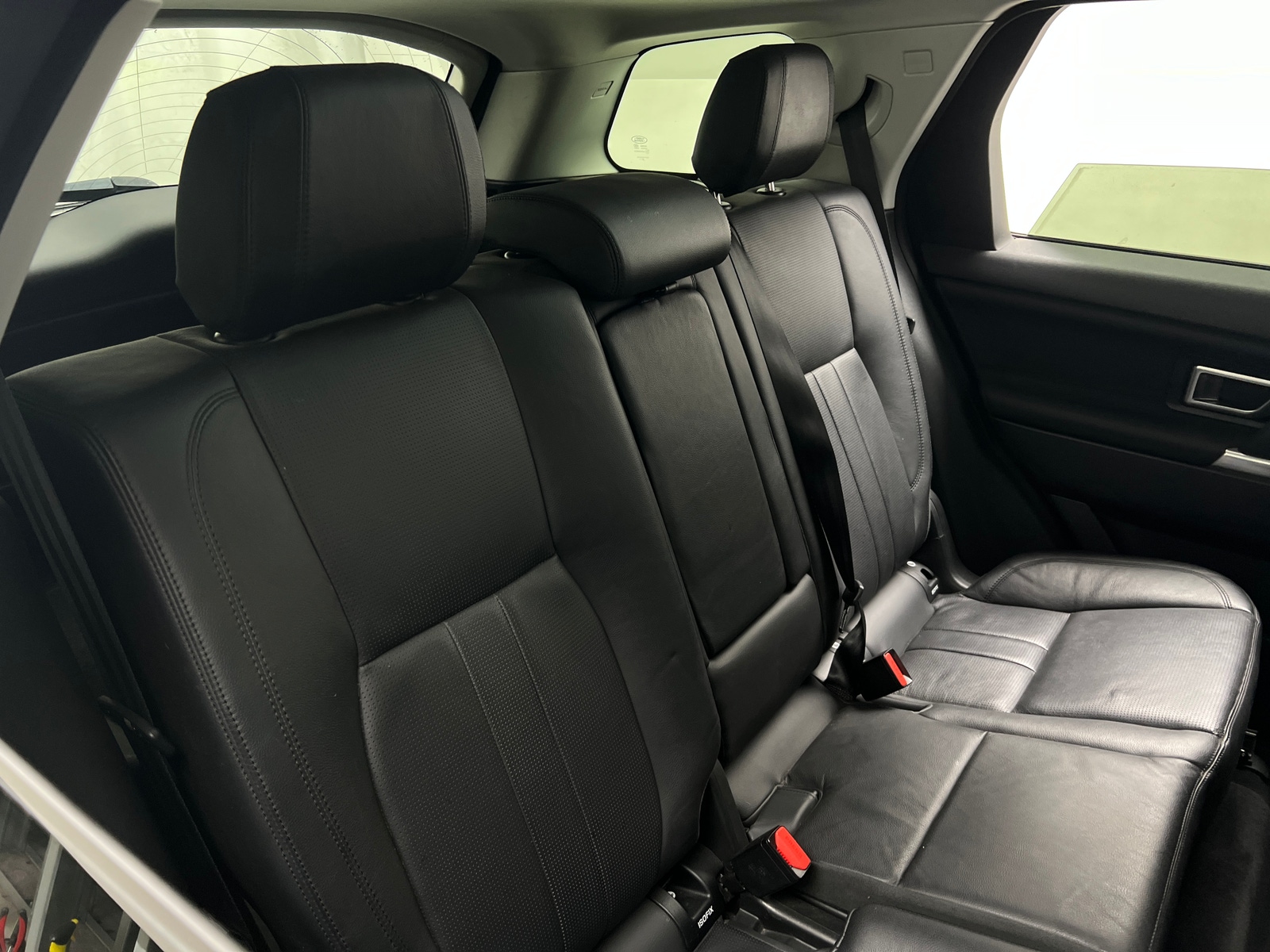 Thumbnail: 2019 Land Rover Discovery Sport - 5