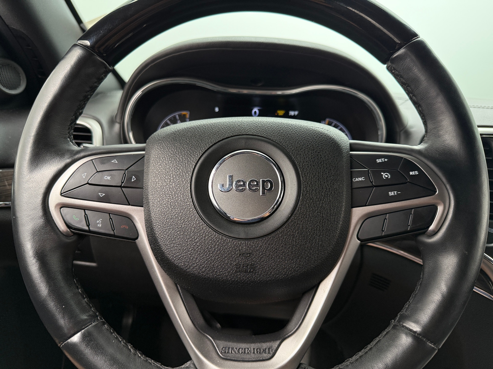 Thumbnail: 2018 Jeep Grand Cherokee - 4