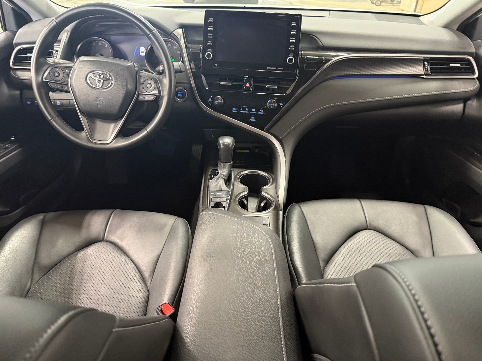 Thumbnail: 2022 Toyota Camry - 2