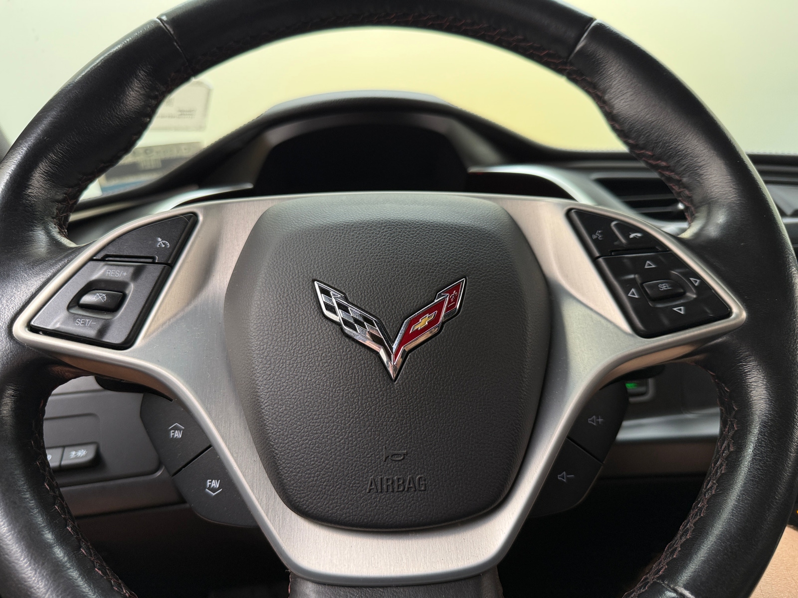 Thumbnail: 2014 Chevrolet Corvette - 3