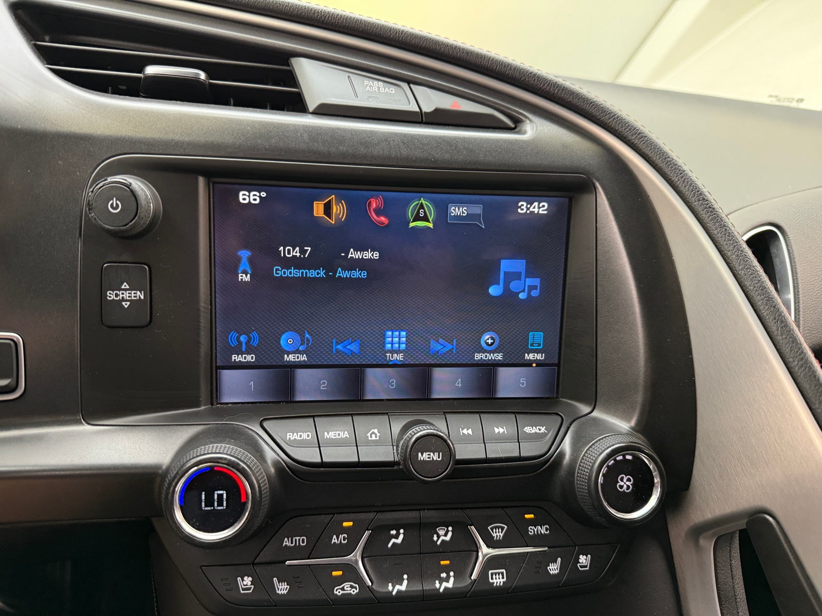 Thumbnail: 2014 Chevrolet Corvette - 2