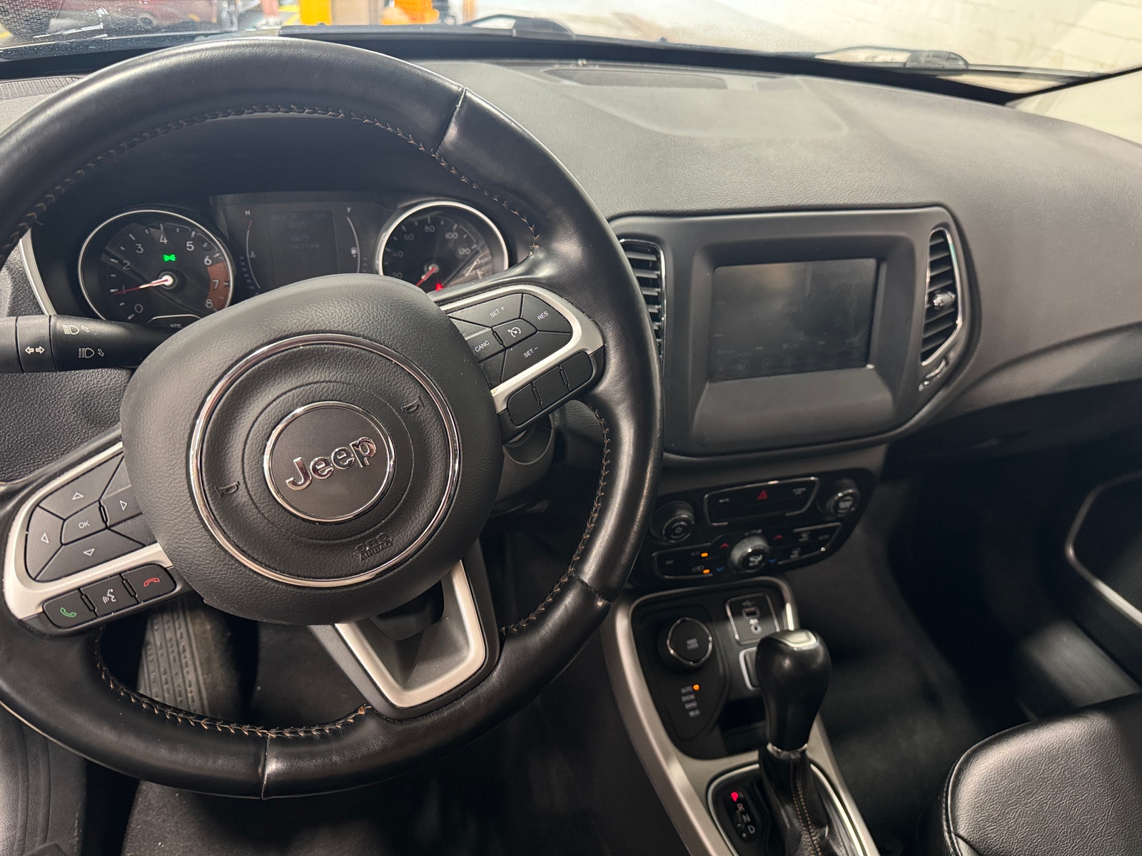Thumbnail: 2020 Jeep Compass - 3
