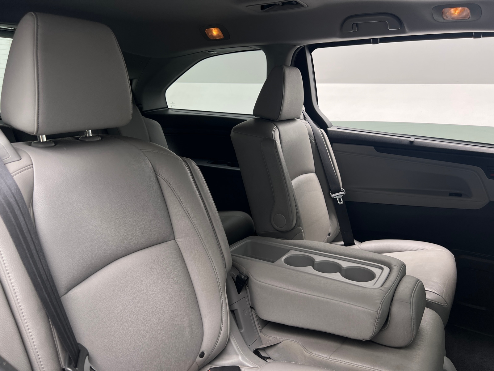 Thumbnail: 2018 Honda Odyssey - 6