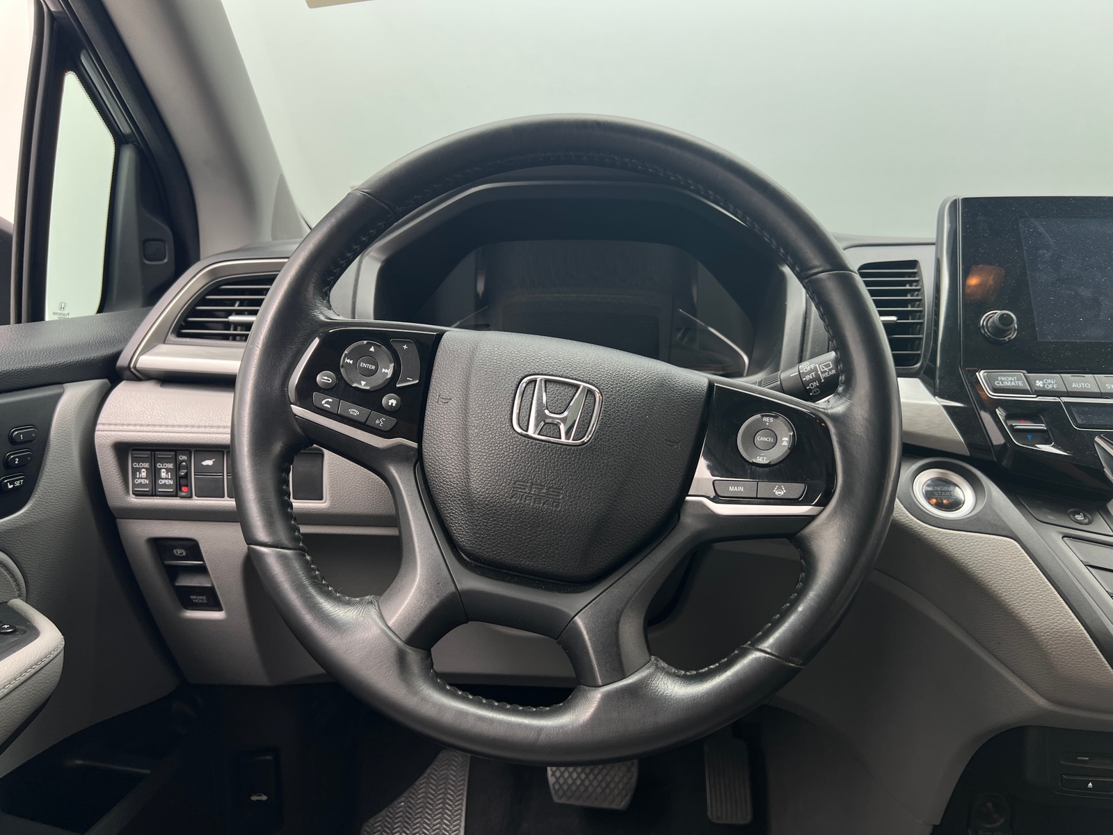 Thumbnail: 2018 Honda Odyssey - 5