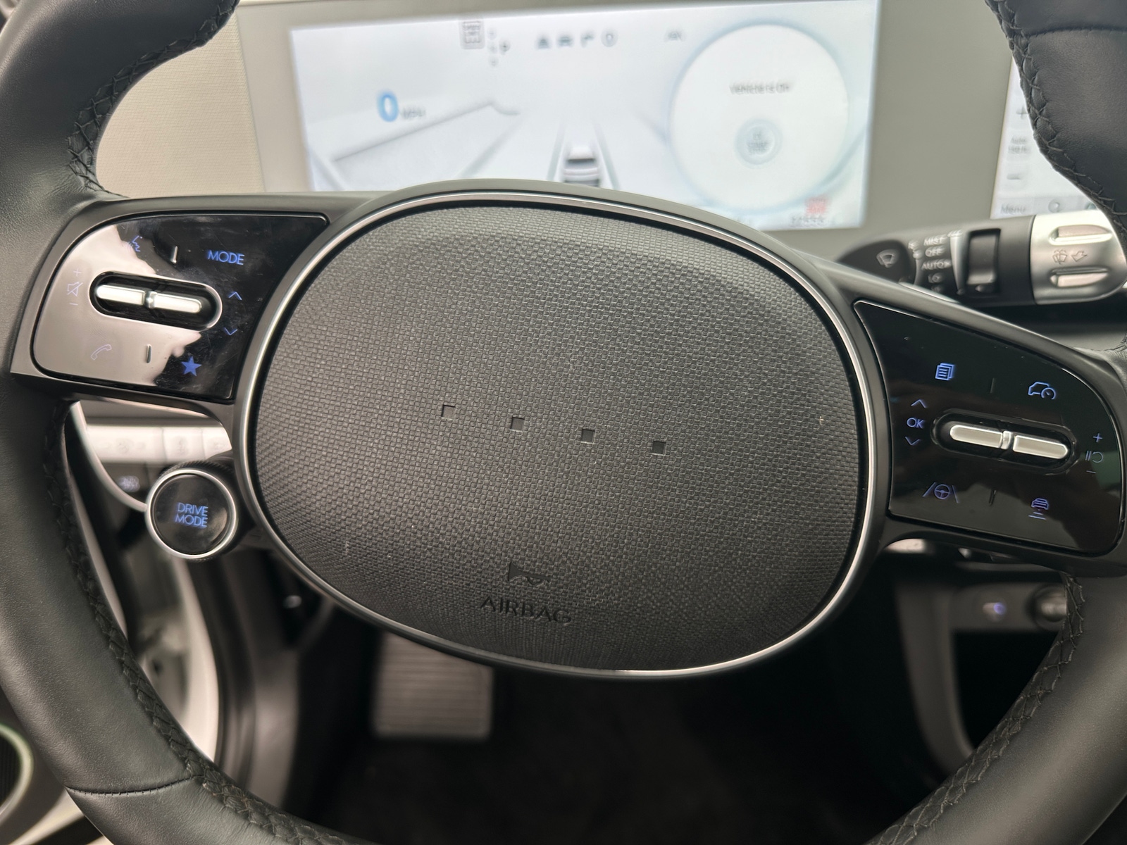 Thumbnail: 2023 Hyundai Ioniq 5 - 4