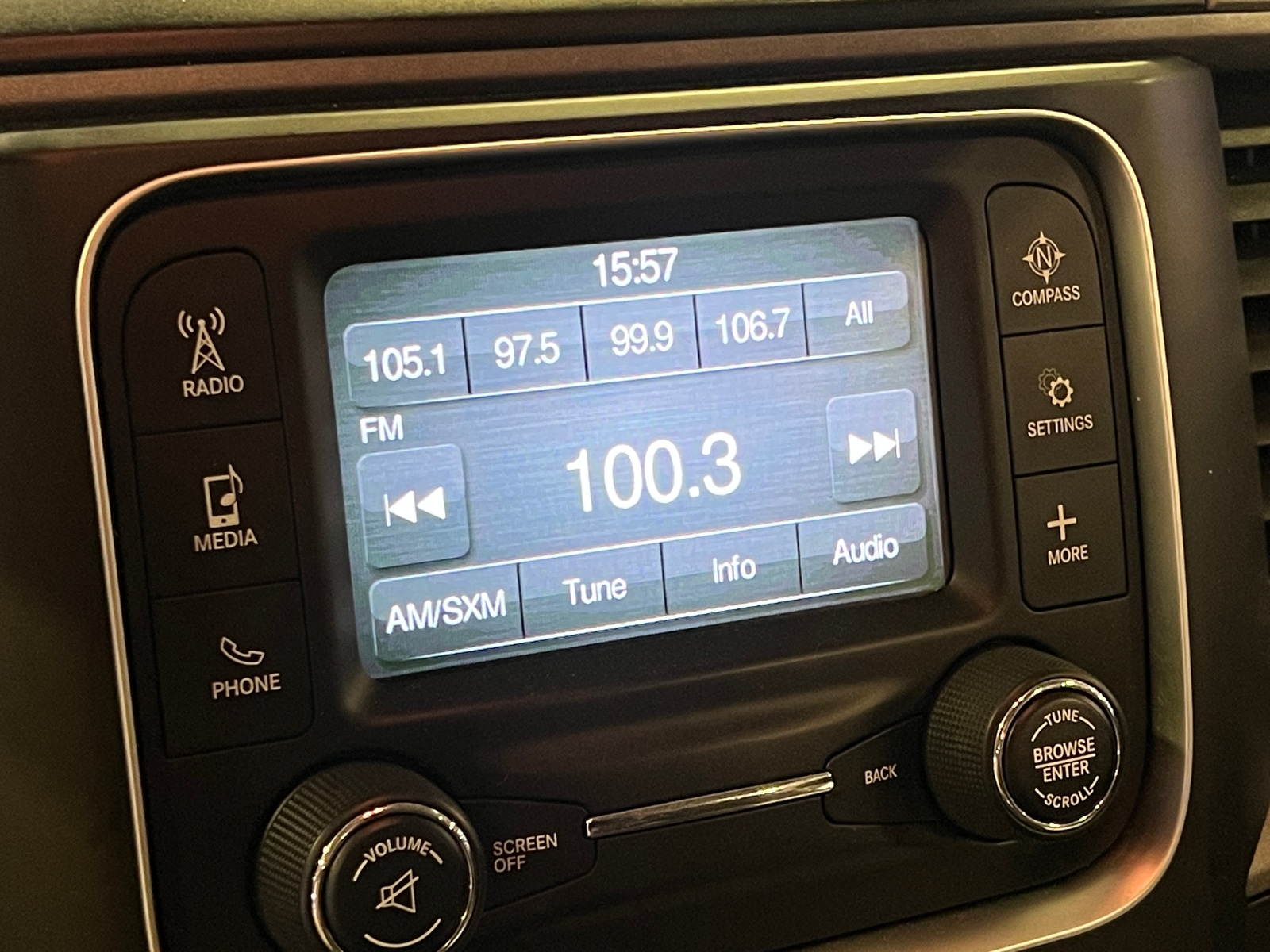 Thumbnail: 2020 RAM 1500 Classic - 4