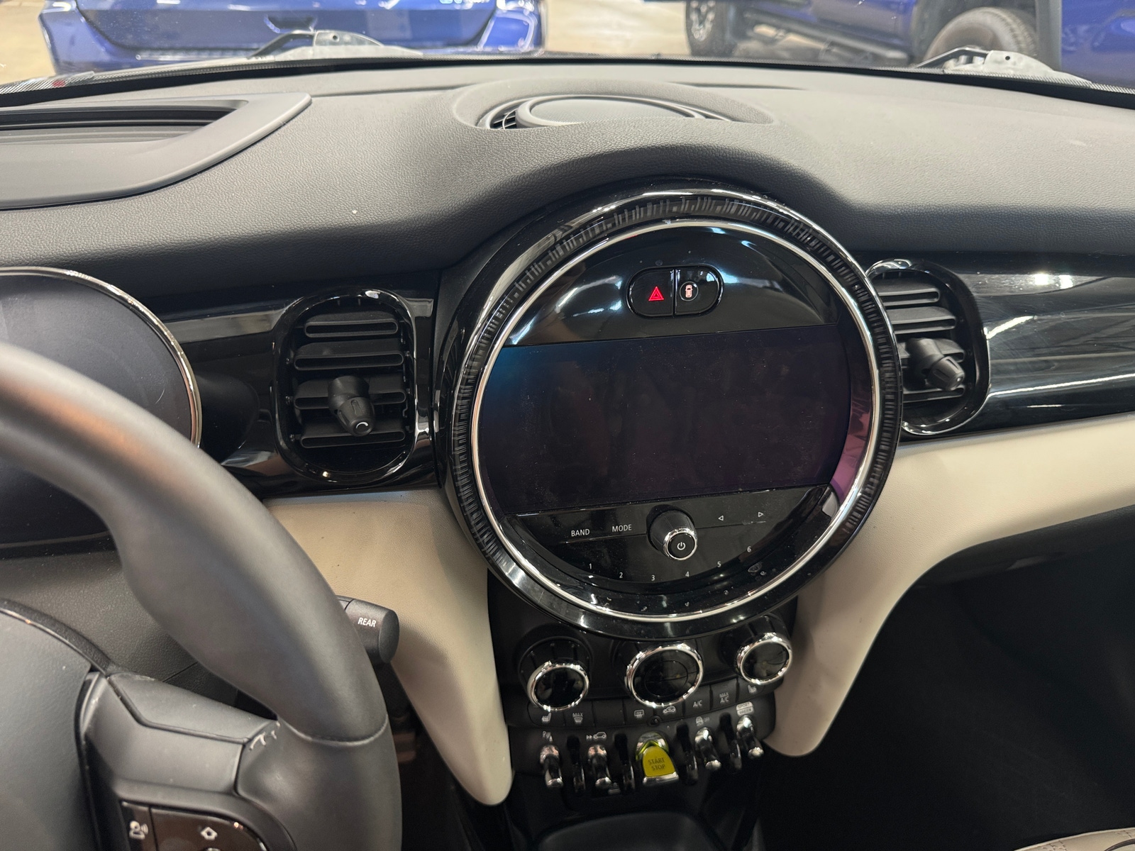 Thumbnail: 2023 MINI Cooper Hardtop - 2