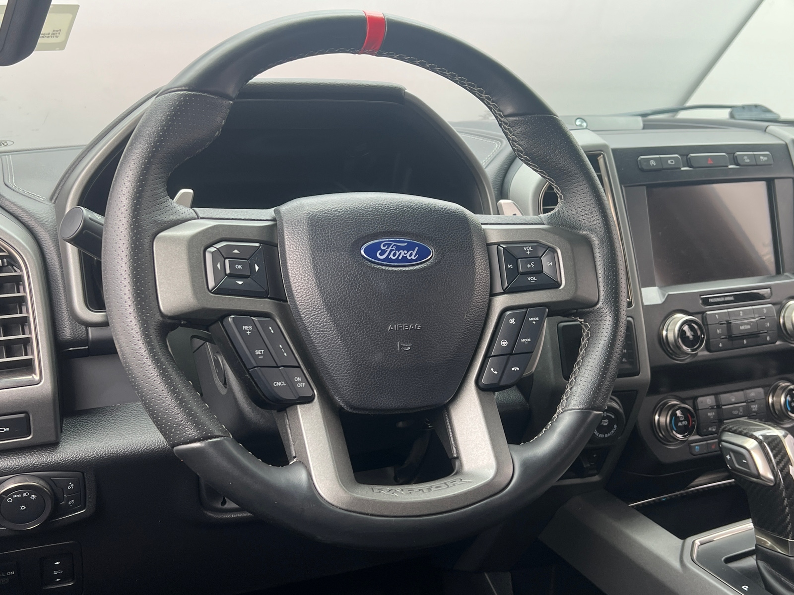 Thumbnail: 2020 Ford Econoline - 4