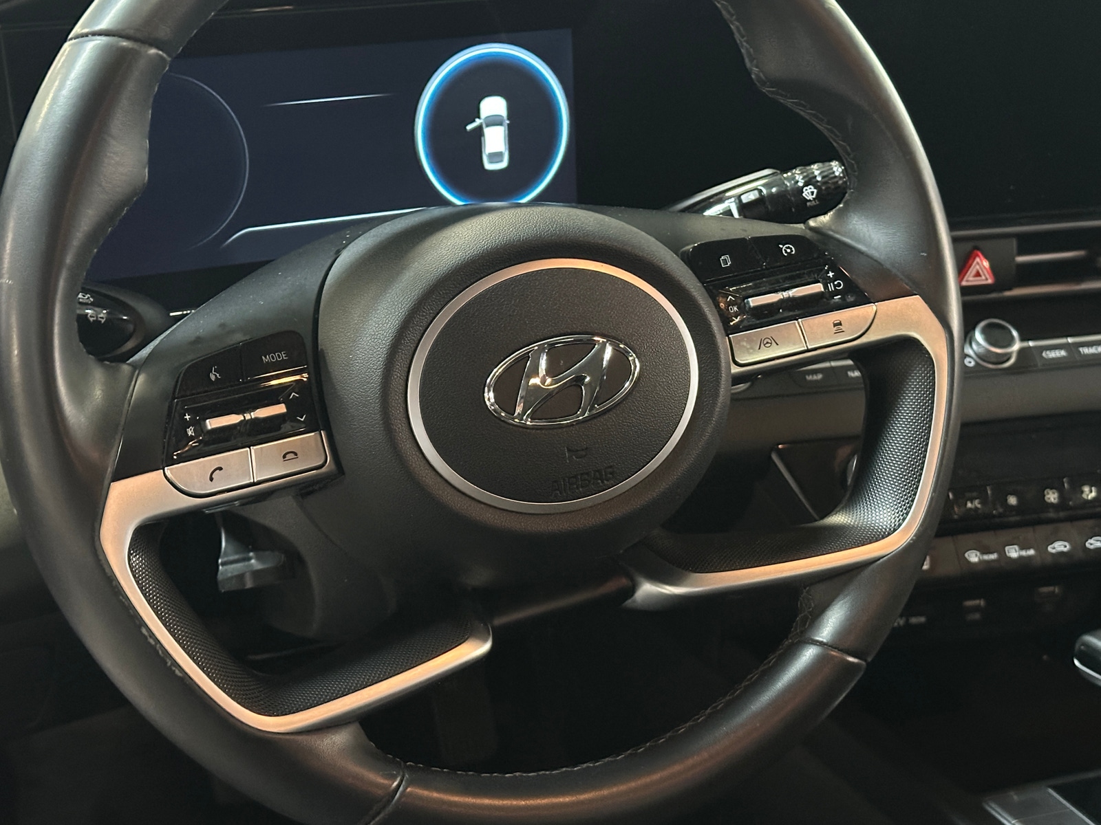 Thumbnail: 2023 Hyundai Elantra - 5