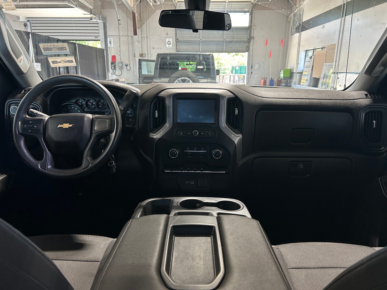 Thumbnail: 2022 Chevrolet Silverado 1500 - 3