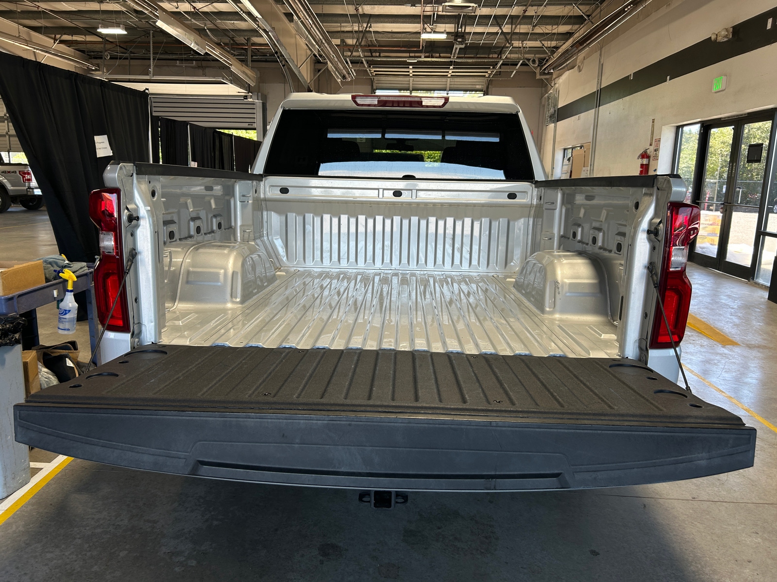 Thumbnail: 2022 Chevrolet Silverado 1500 - 7