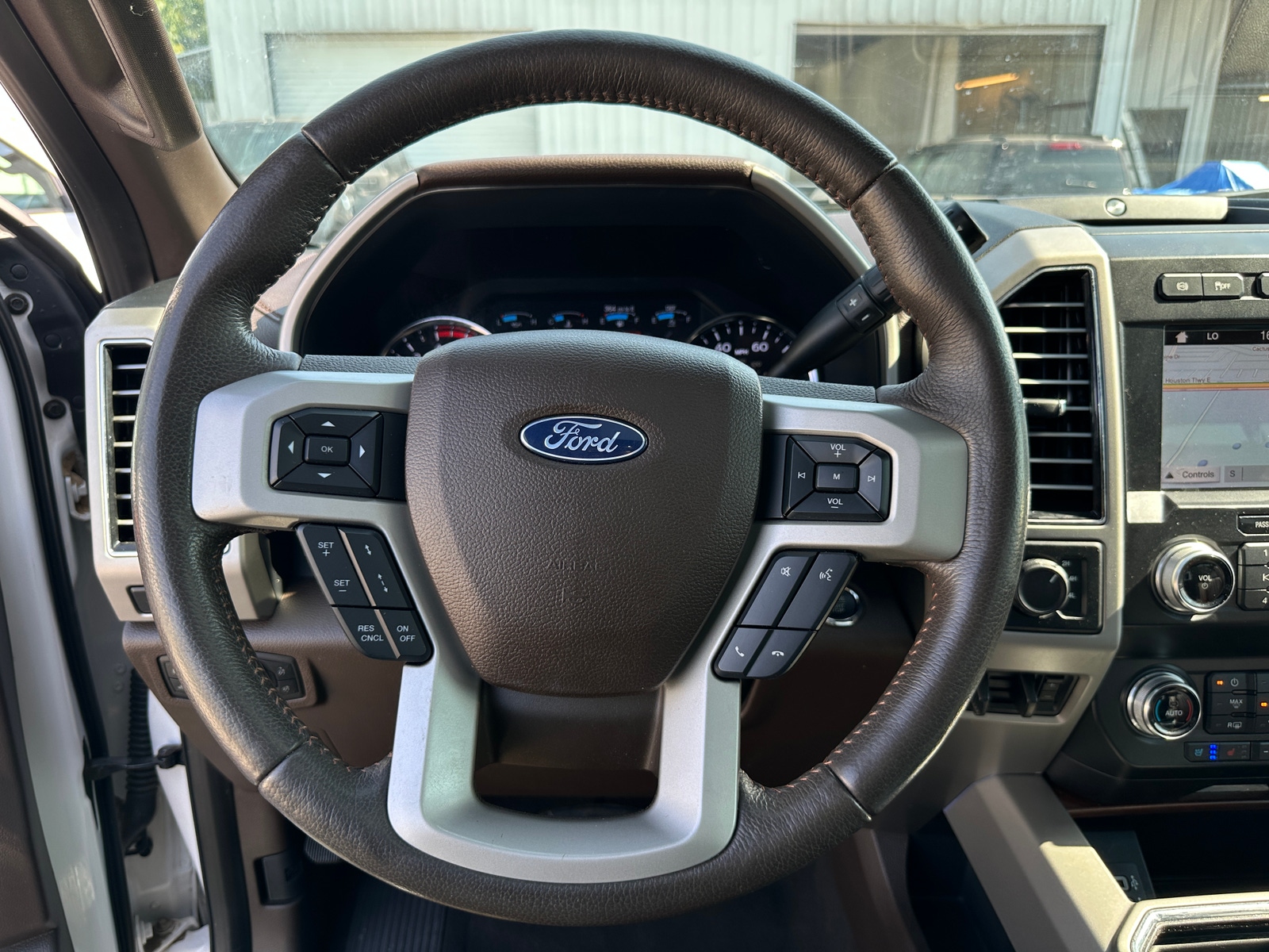 Thumbnail: 2019 Ford Econoline - 4