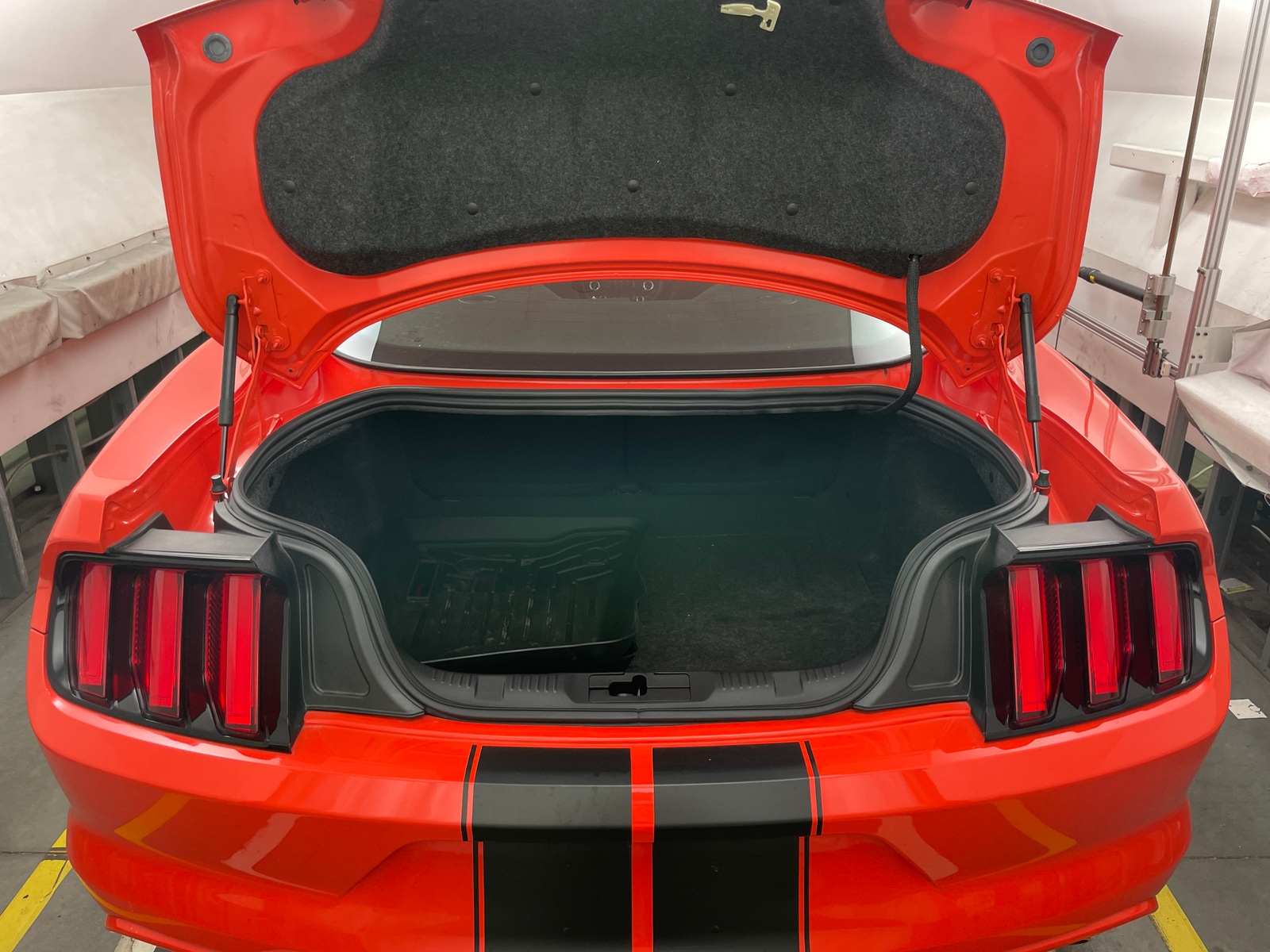Thumbnail: 2016 Ford Mustang - 5