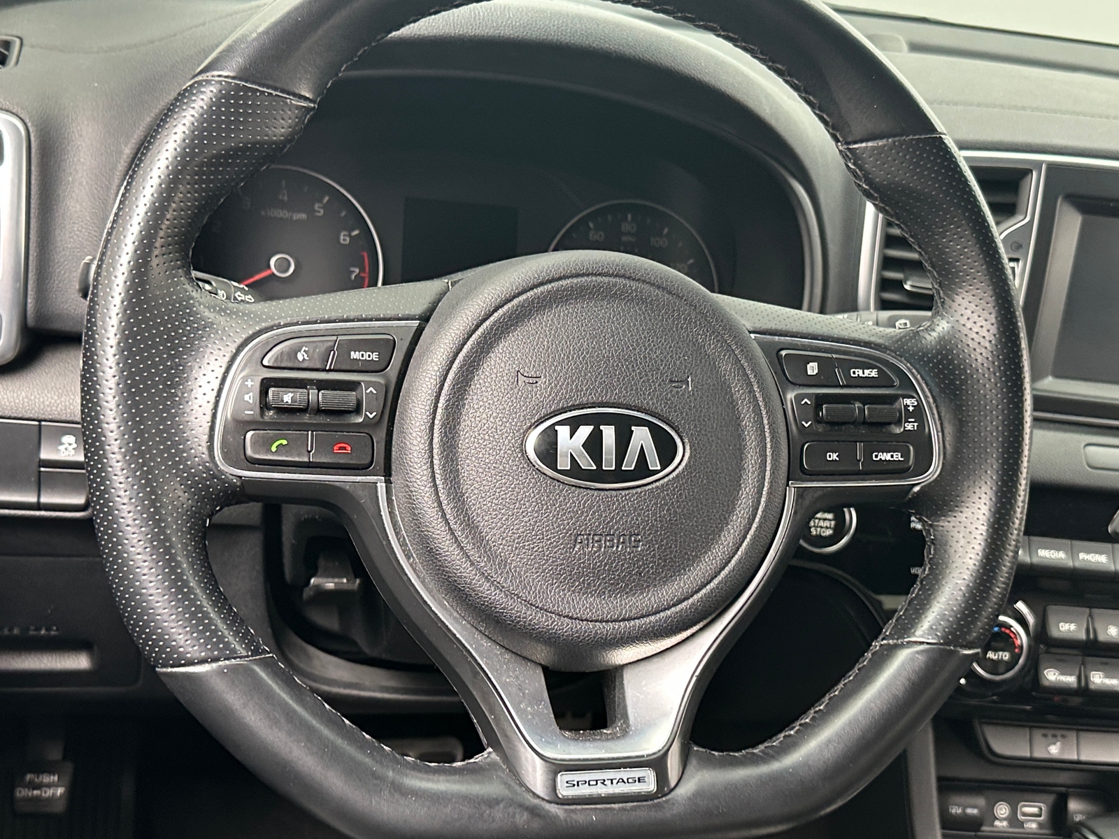 Thumbnail: 2019 Kia Sportage - 4