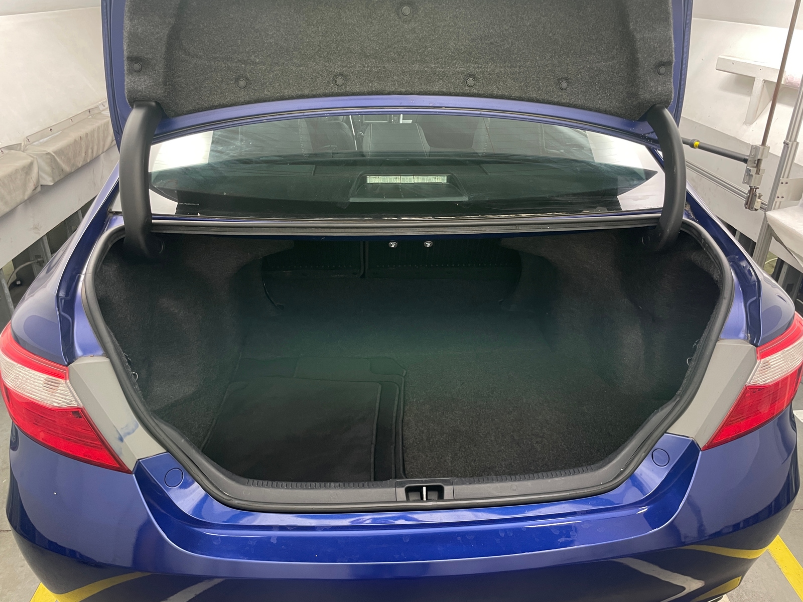 Thumbnail: 2016 Toyota Camry - 7