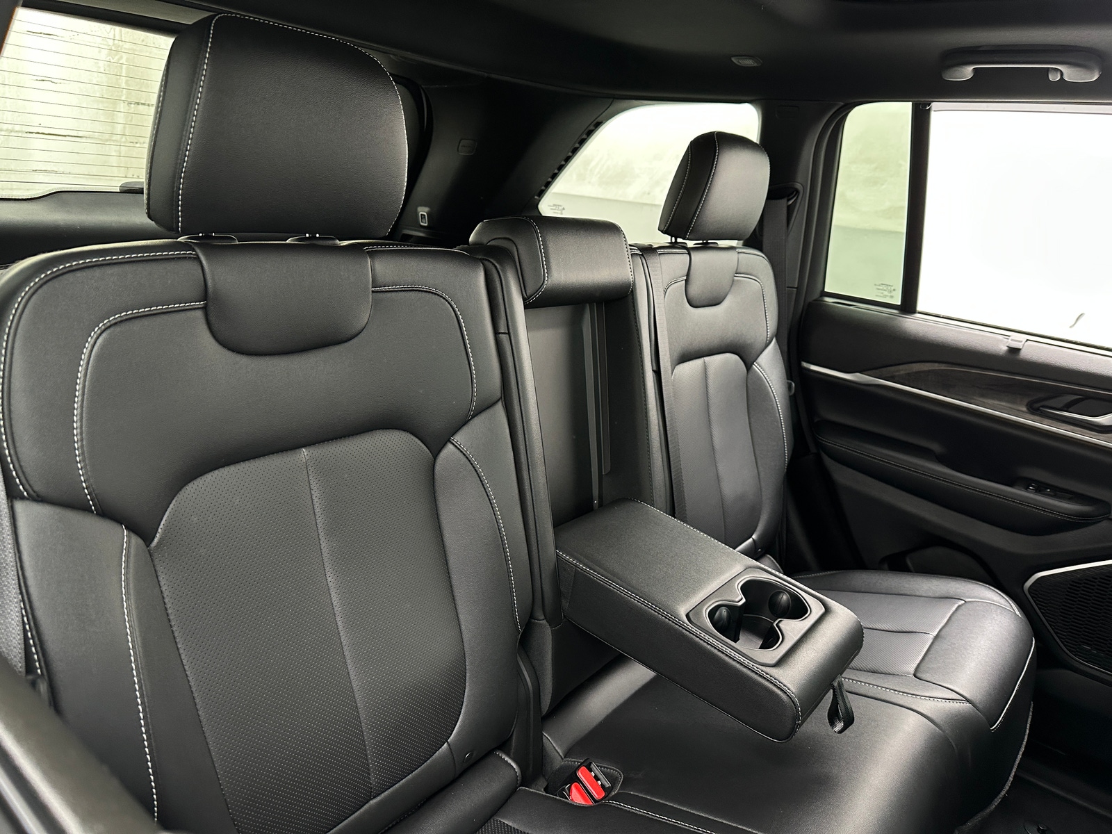 Thumbnail: 2024 Jeep Grand Cherokee - 5