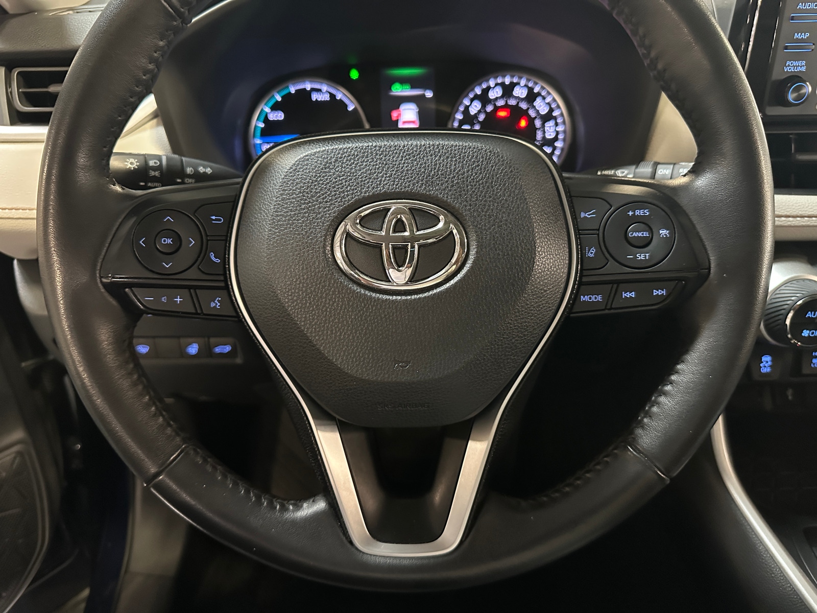 Thumbnail: 2021 Toyota RAV4 - 5