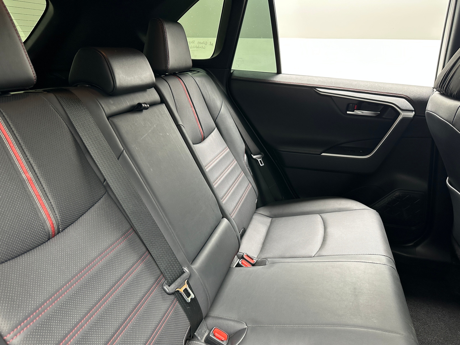 Thumbnail: 2021 Toyota RAV4 - 6