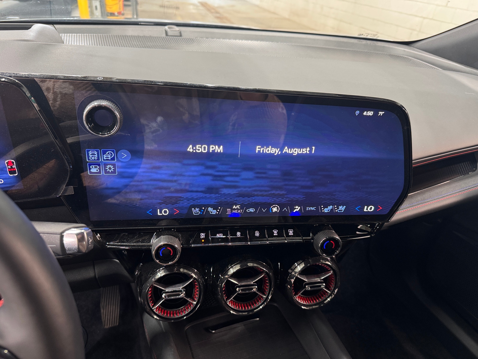 Thumbnail: 2024 Chevrolet Blazer EV - 3