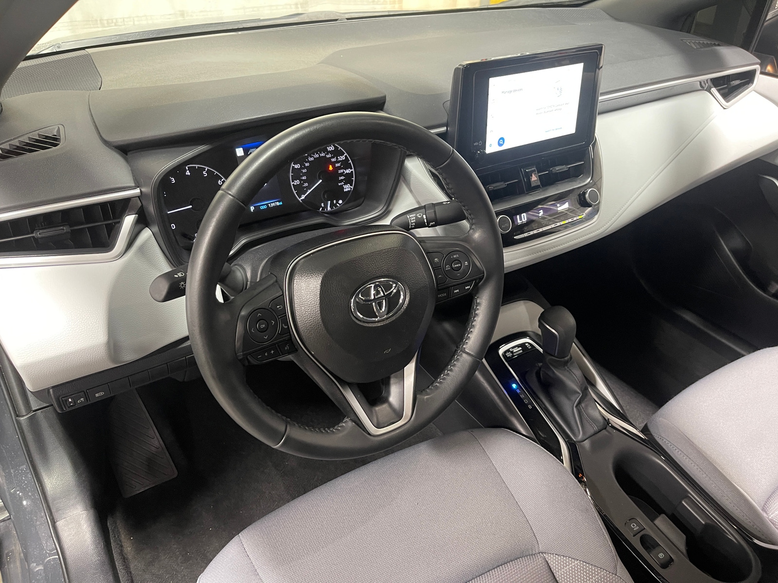 Thumbnail: 2025 Toyota Corolla - 3